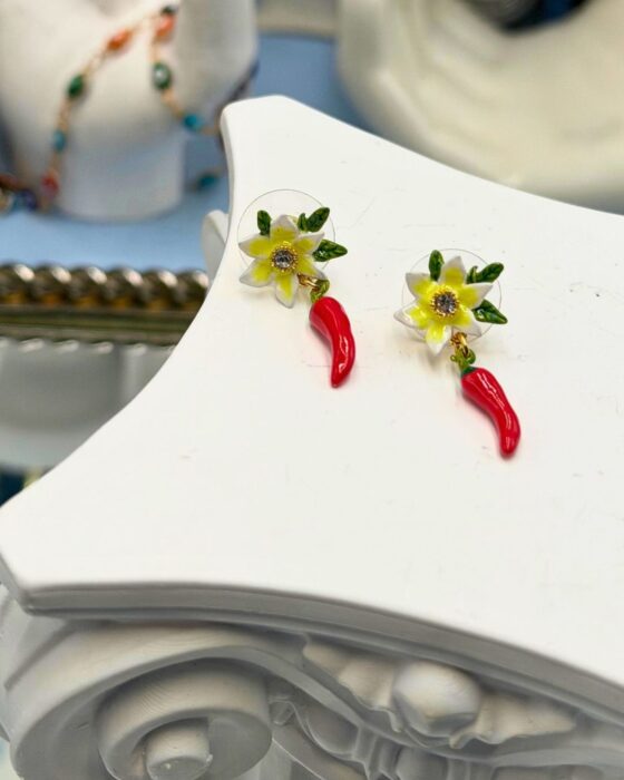 LES NÉRÉIDES Red Chilli and Lily Flower Earrings, front view