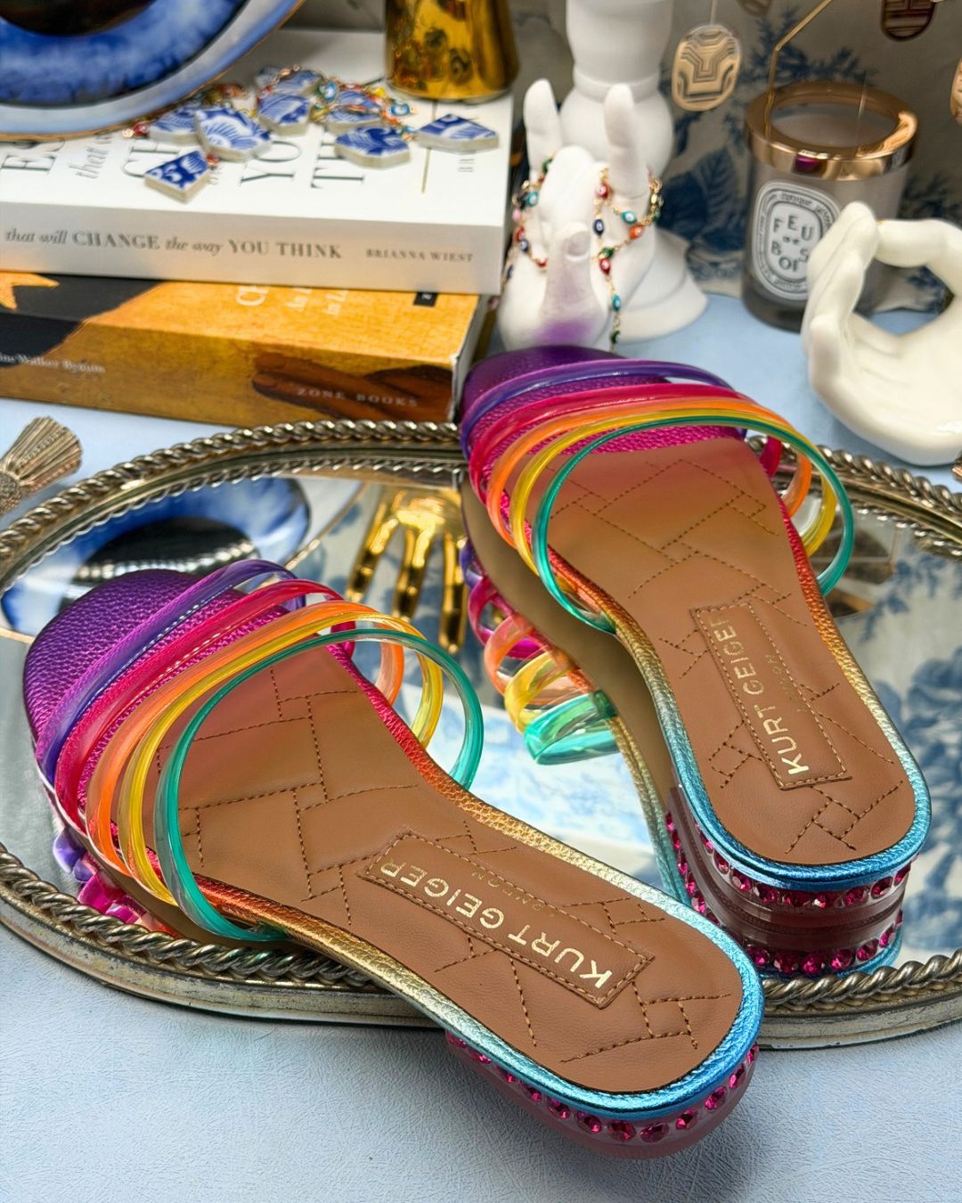Ombré textured footbed of KURT GEIGER LONDON Maddison Jelly Sandal