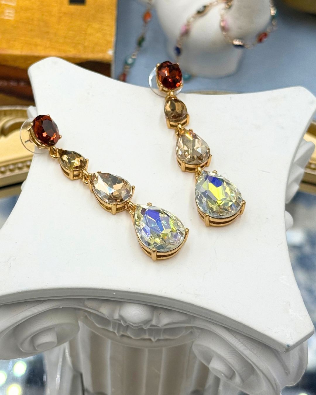OSCAR DE LA RENTA Crystal Gallery Pear Drop Earrings in brown crystal